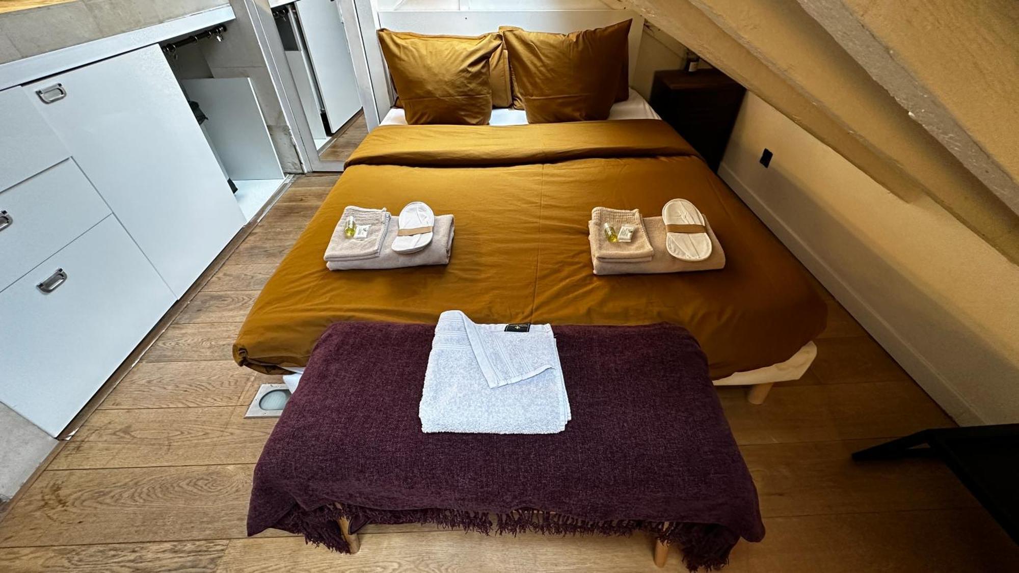 Apartamento Marais Rooftop Studio - Metro Filles Du Calvaire París Exterior foto